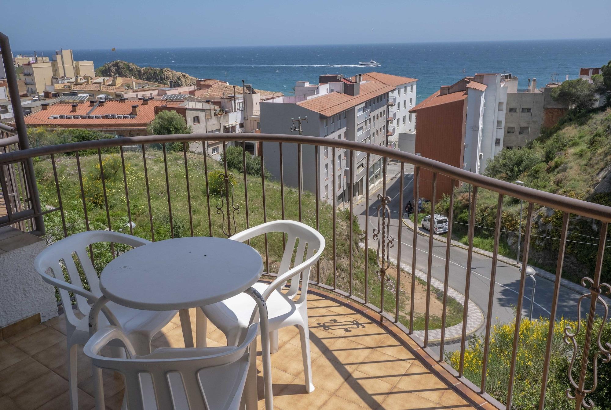 Apartamentos AR Family Muntanya Mar Blanes Exterior foto