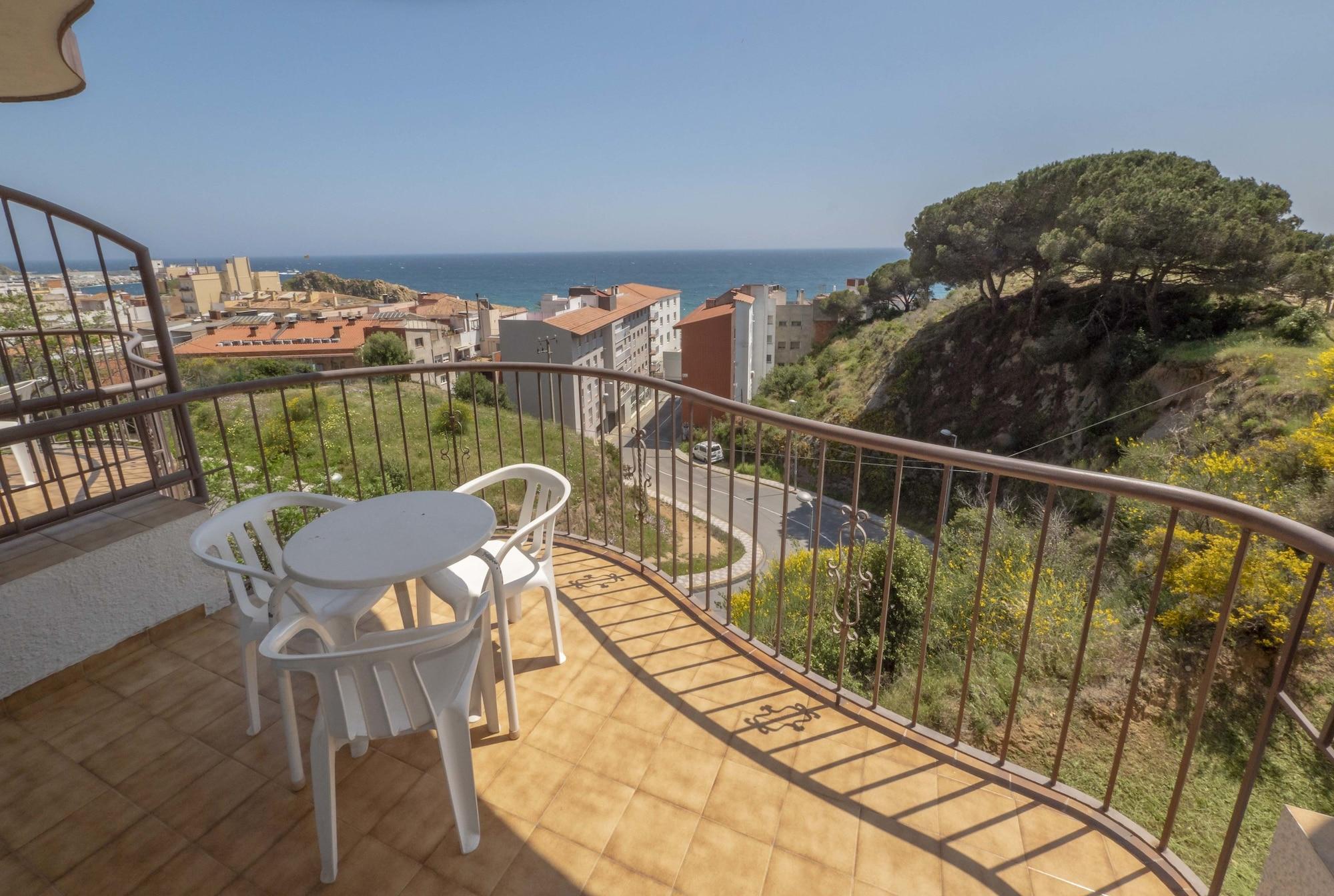 Apartamentos AR Family Muntanya Mar Blanes Exterior foto