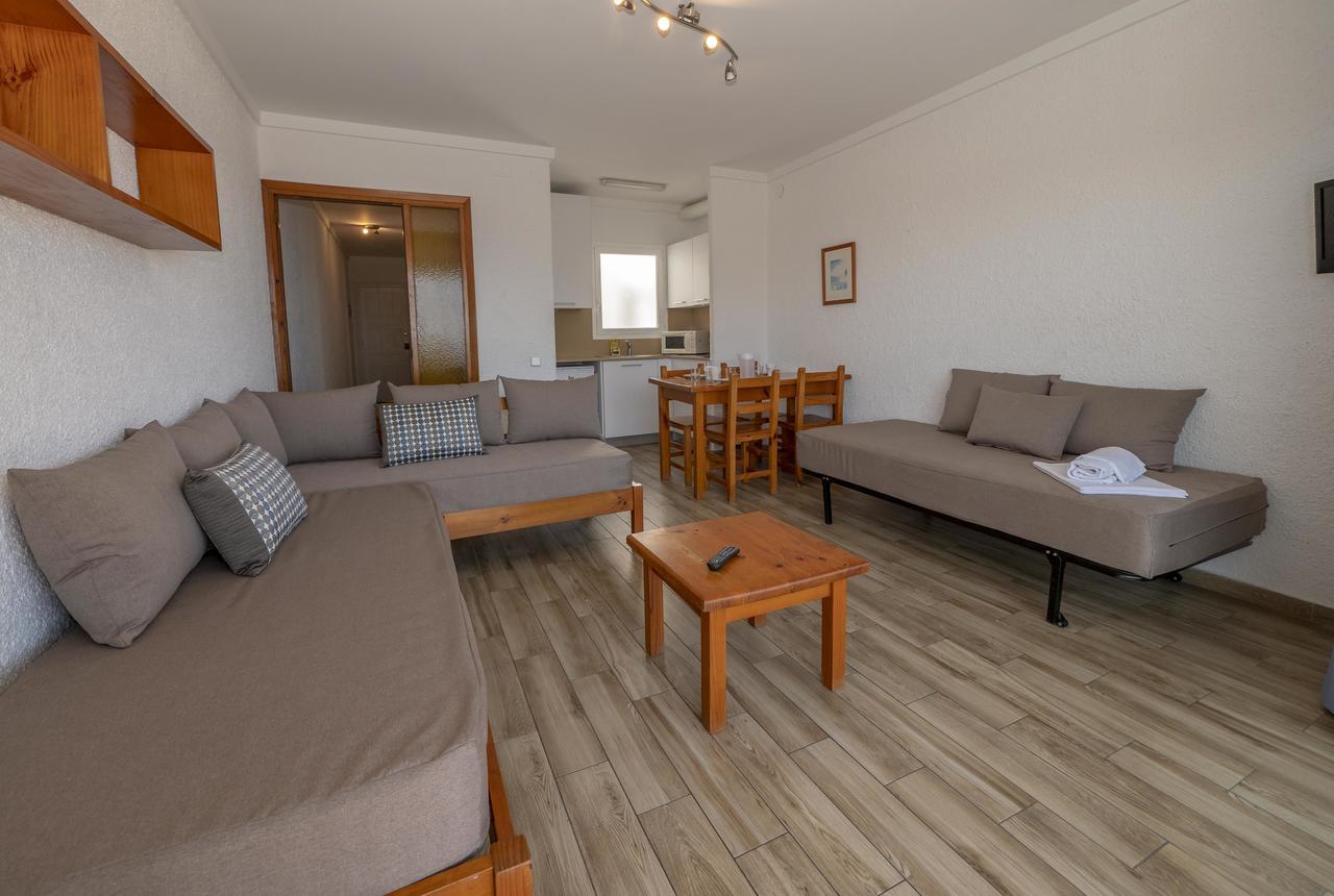 Apartamentos AR Family Muntanya Mar Blanes Exterior foto
